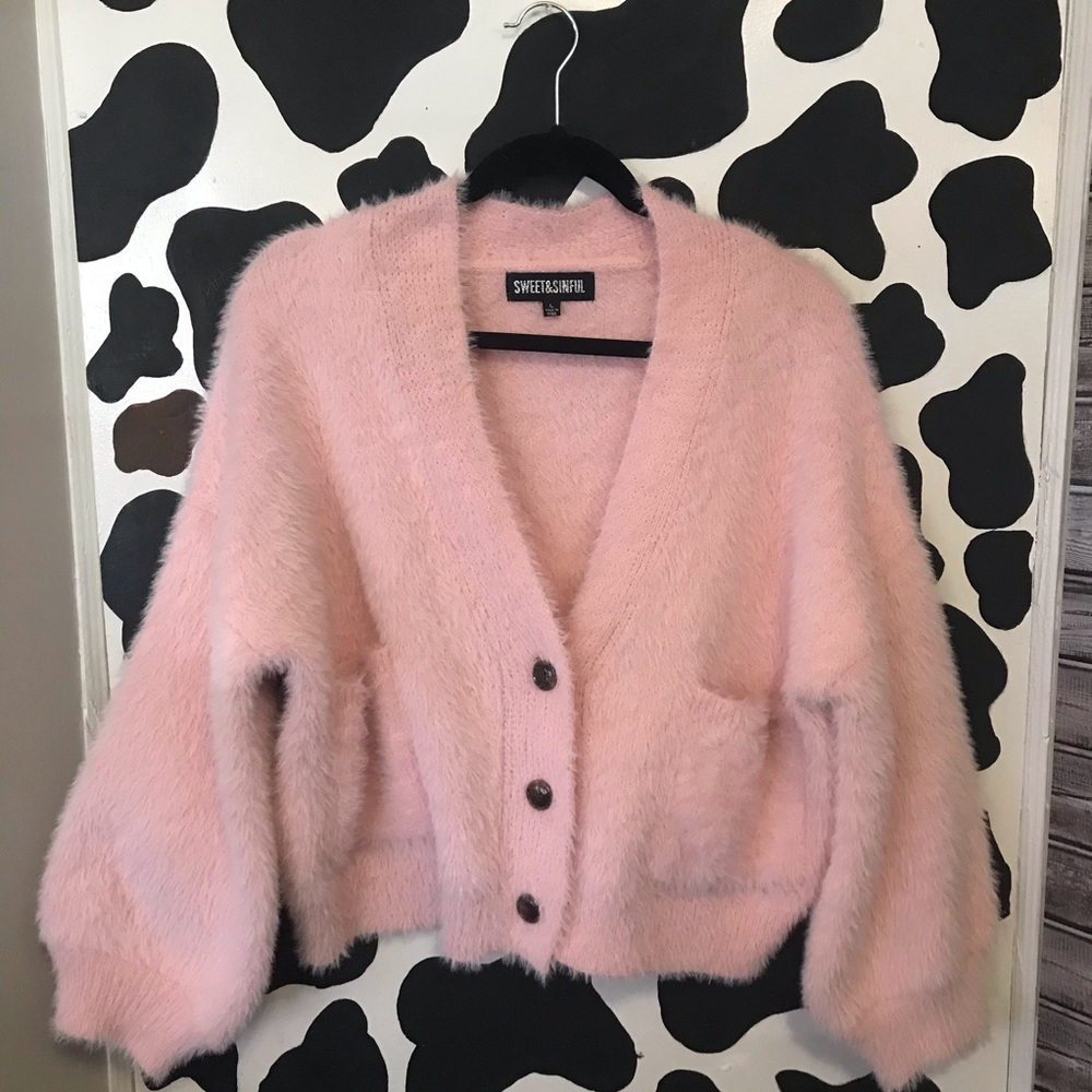 FLUFFY CARDIGAN